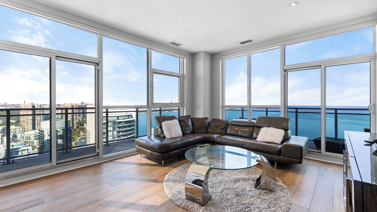 Photo of Livingroom in Humber Bay Shores