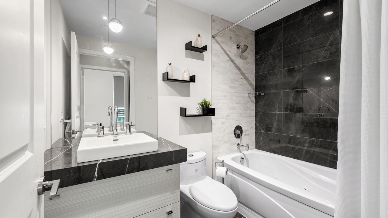 Photo of Bathroom in Humber Bay Shores