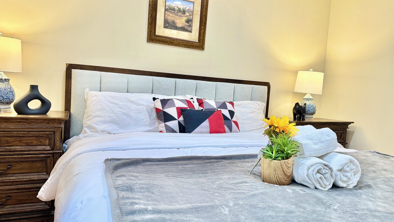 Photo of Bedroom in El Monte