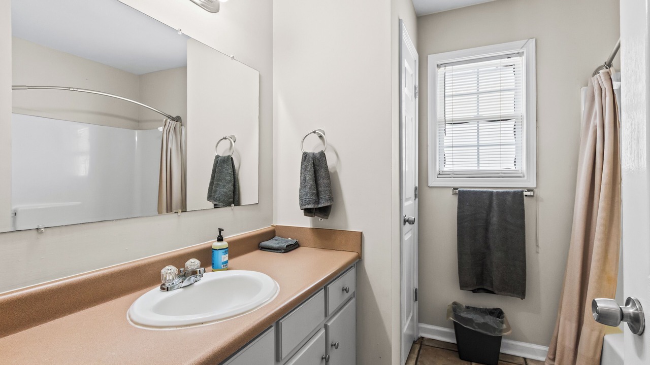 Photo of Bathroom in Tuscaloosa