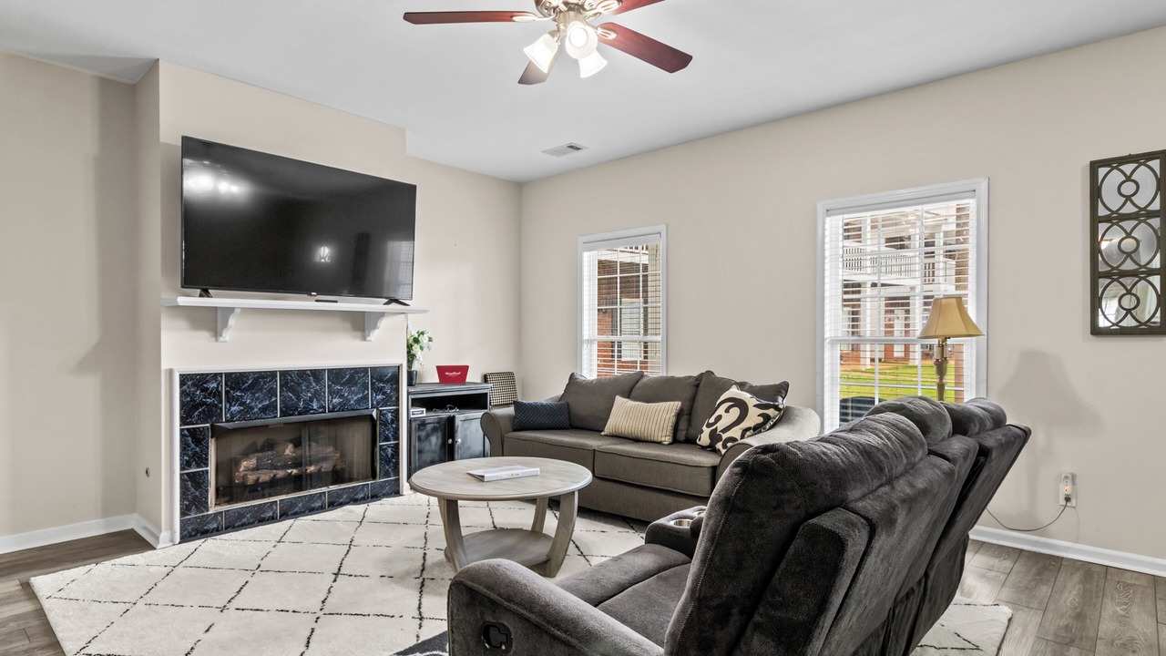 Photo of Livingroom in Tuscaloosa