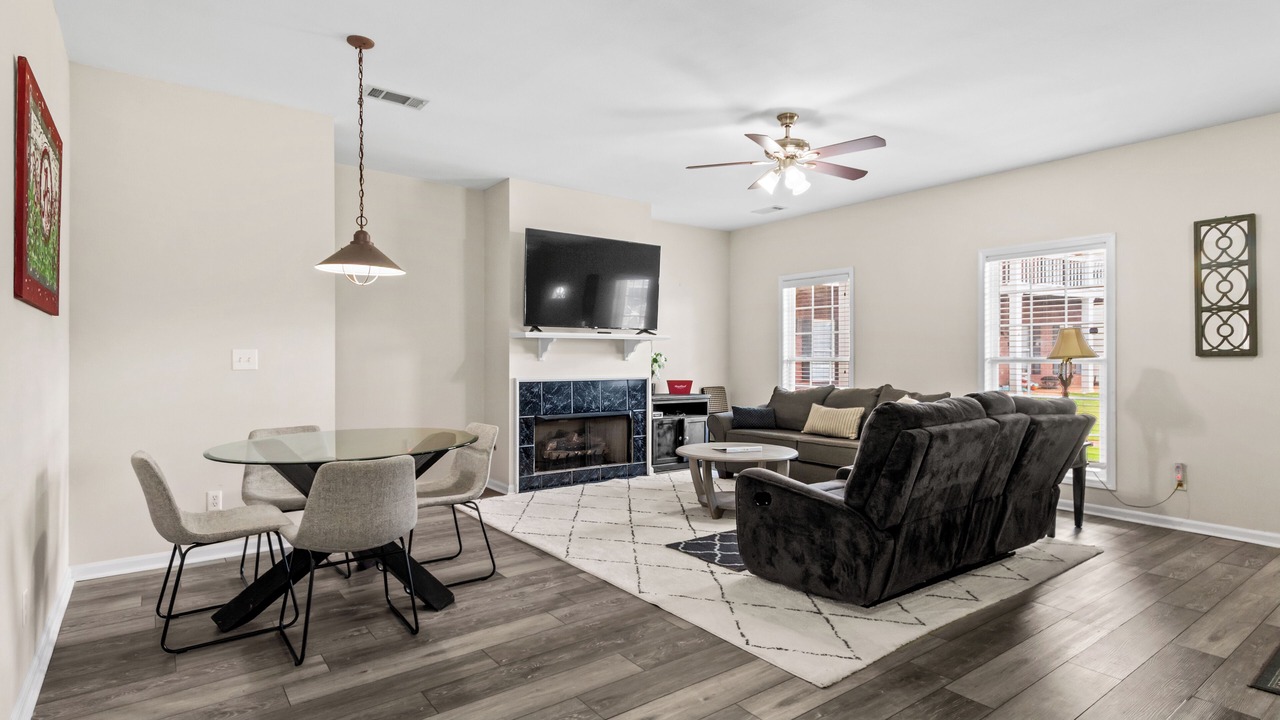 Photo of Livingroom in Tuscaloosa