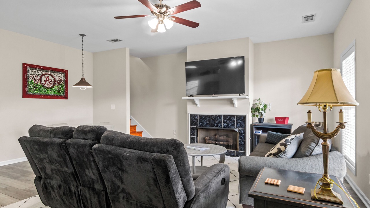 Photo of Livingroom in Tuscaloosa