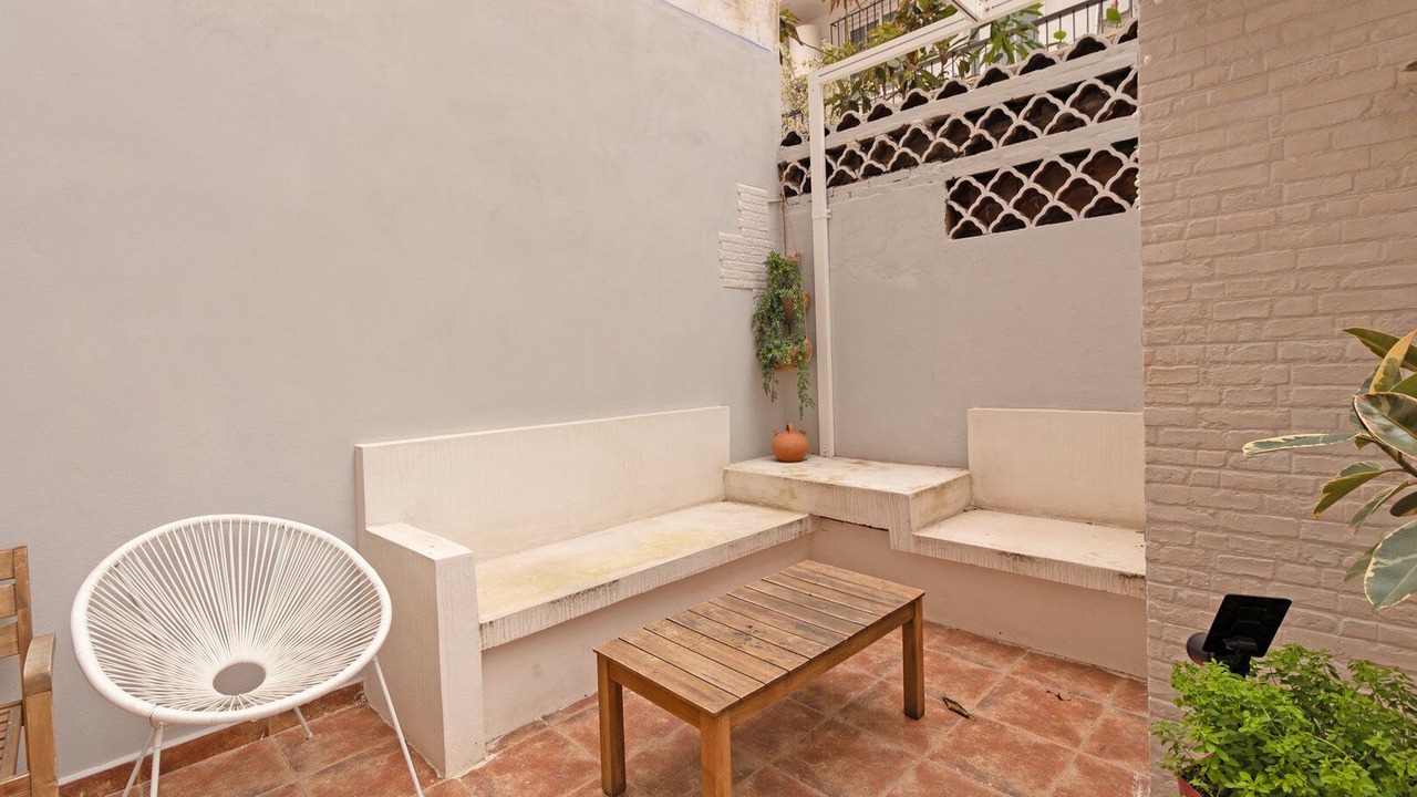 Photo of Patio Balcony in El Botanic