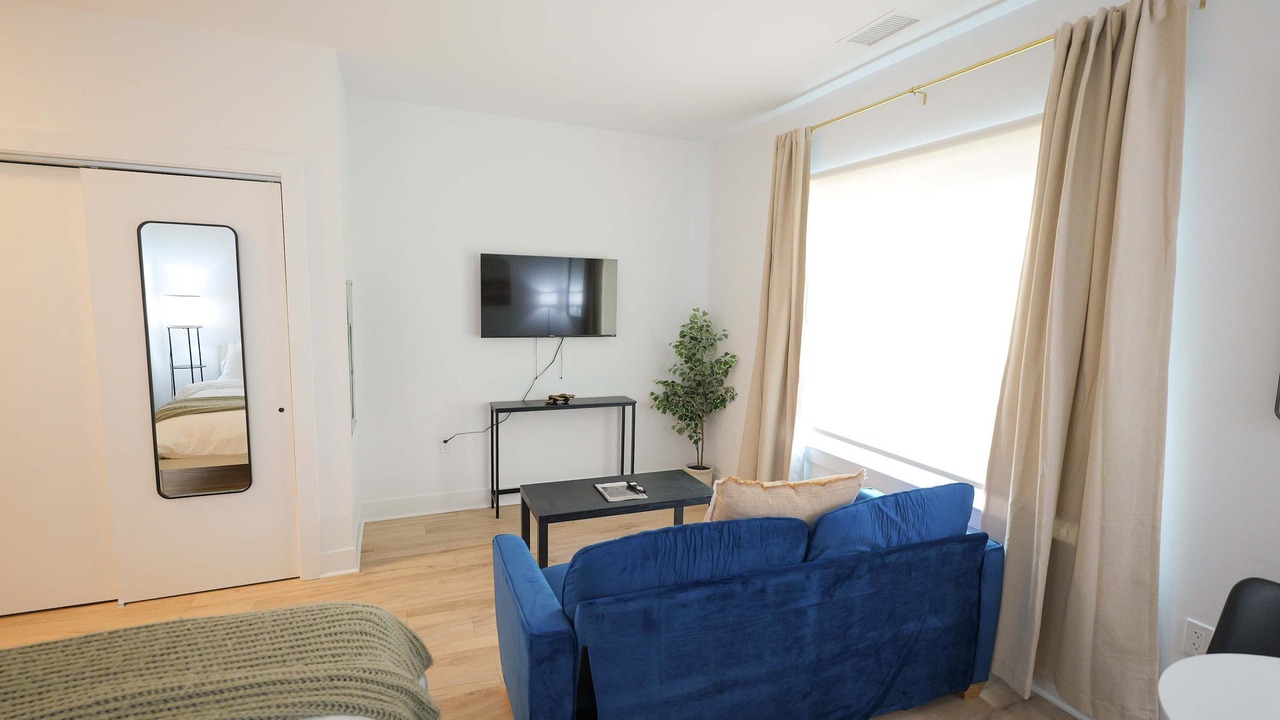 Photo of Bedroom in Downtown