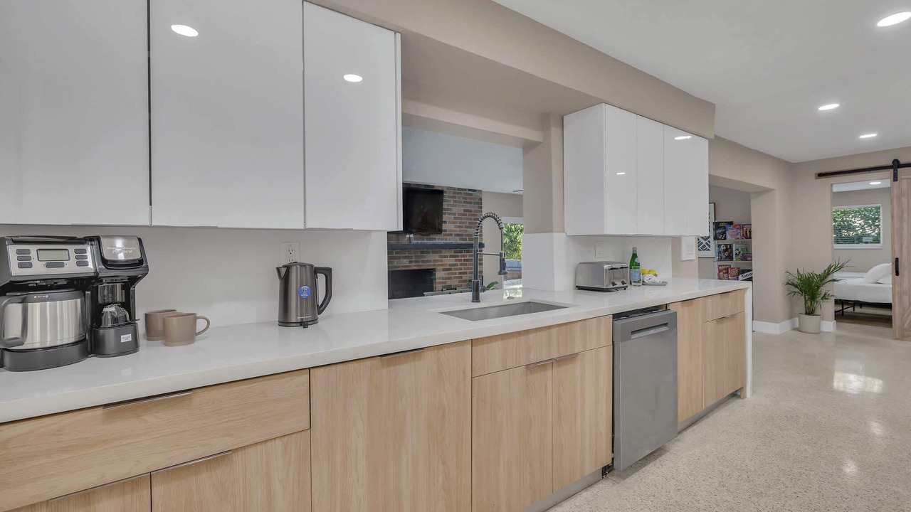 Photo of Kitchen in Golden Glades
