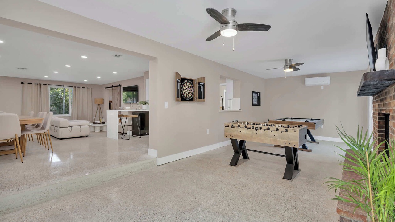 Photo of Bedroom in Golden Glades