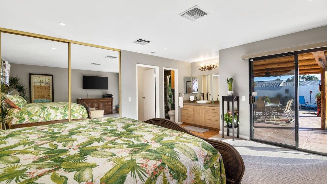 Photo of Bedroom in Desert Park Estates