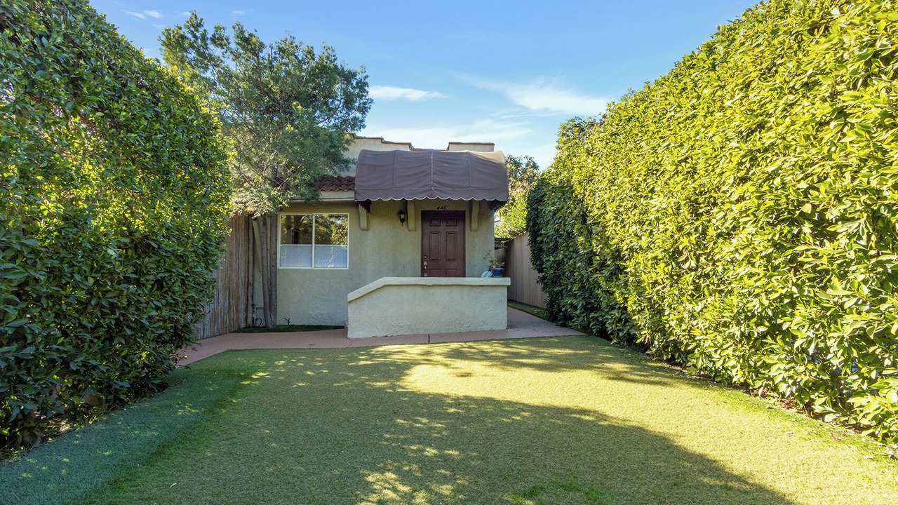 Photo of Outdoor in Melrose