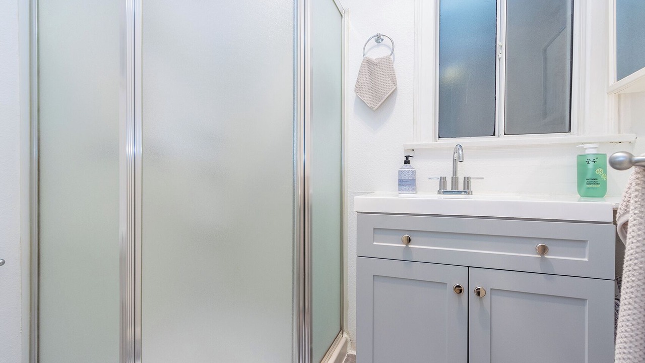 Photo of Bathroom in Melrose