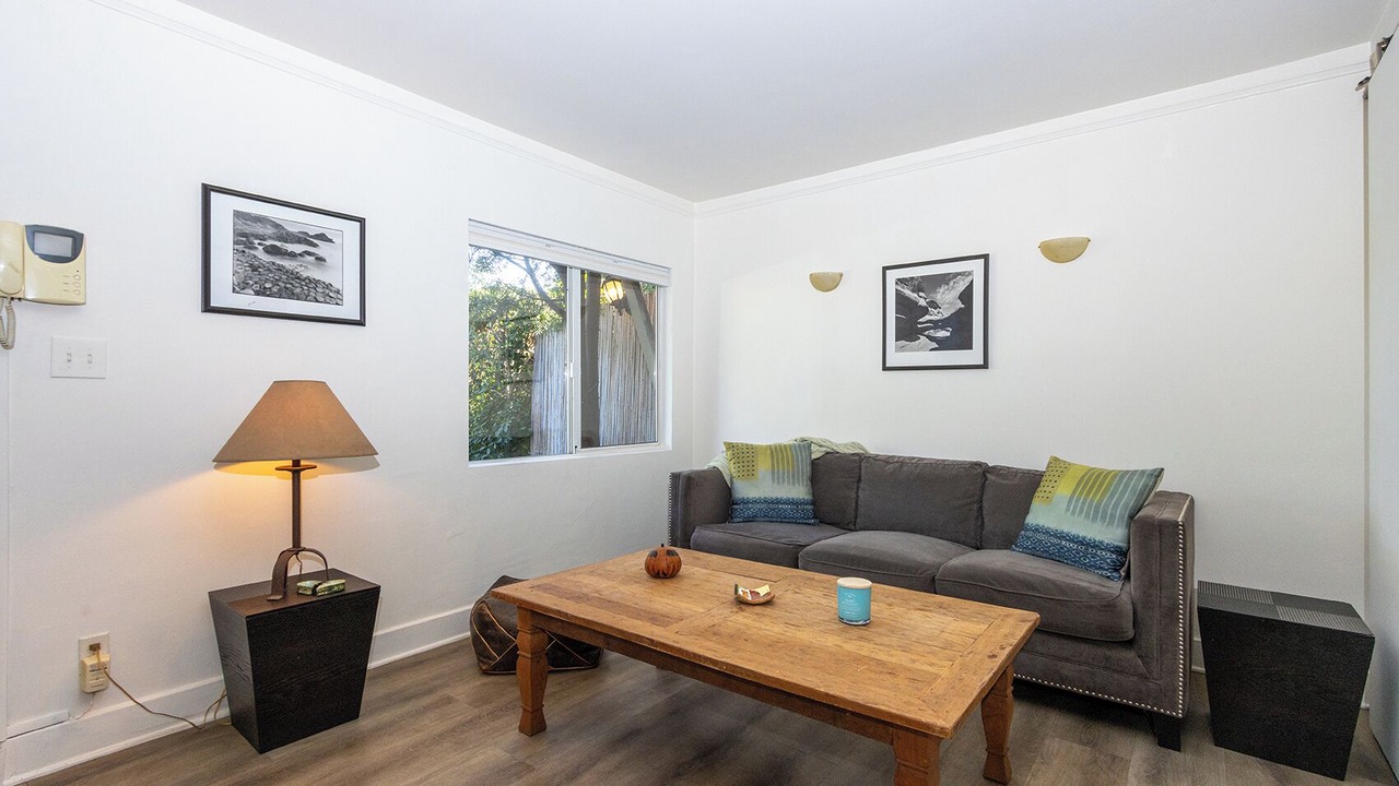 Photo of Livingroom in Melrose