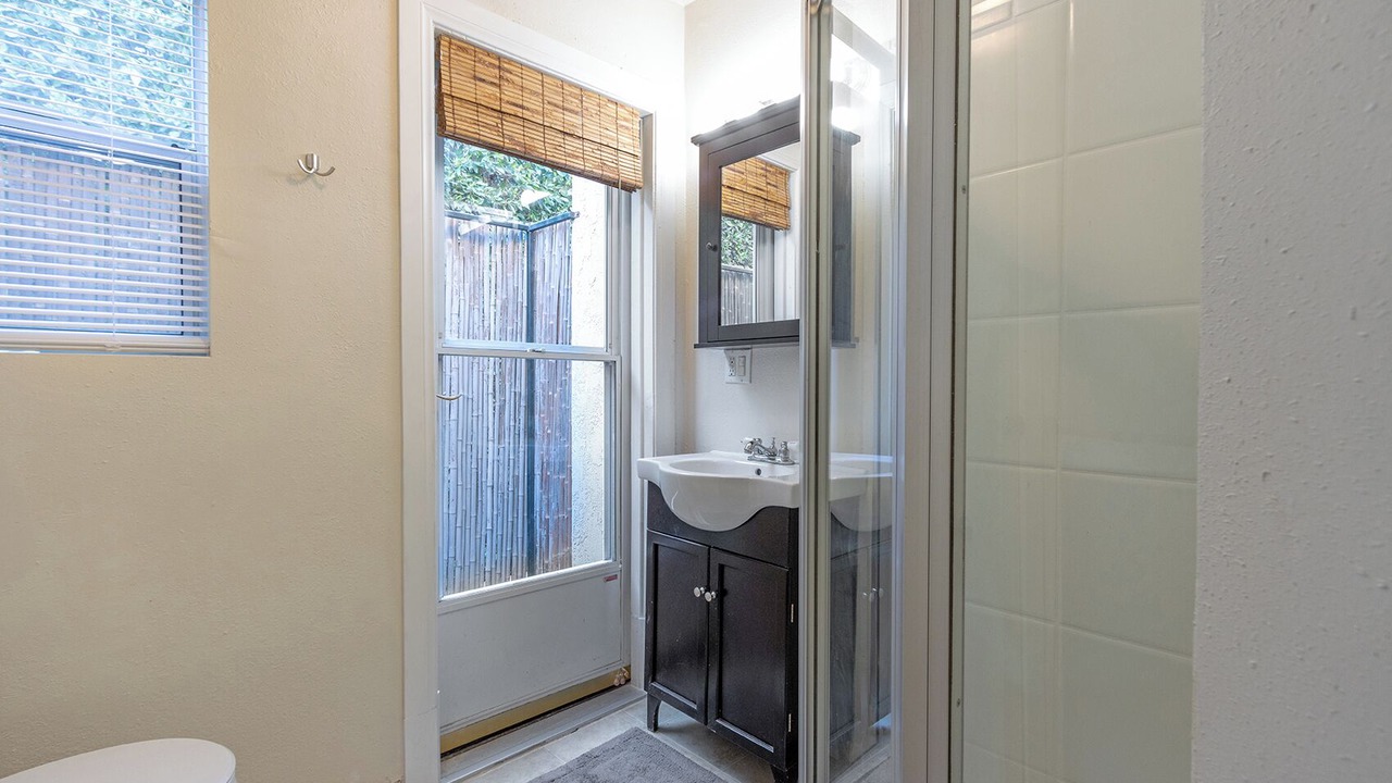 Photo of Bathroom in Melrose