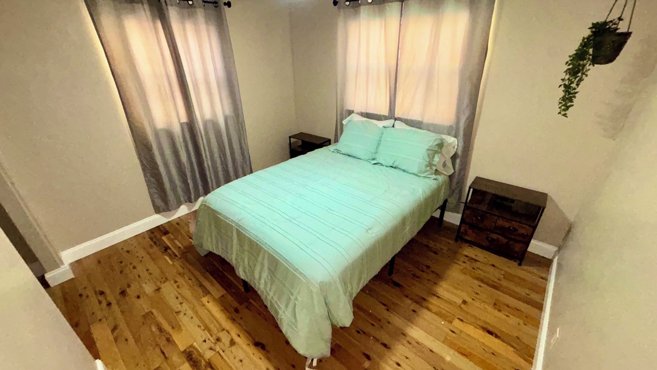 Photo of Bedroom in Largo