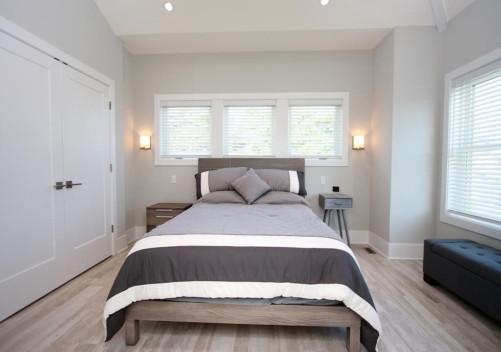 Photo of Bedroom in Ship Bottom