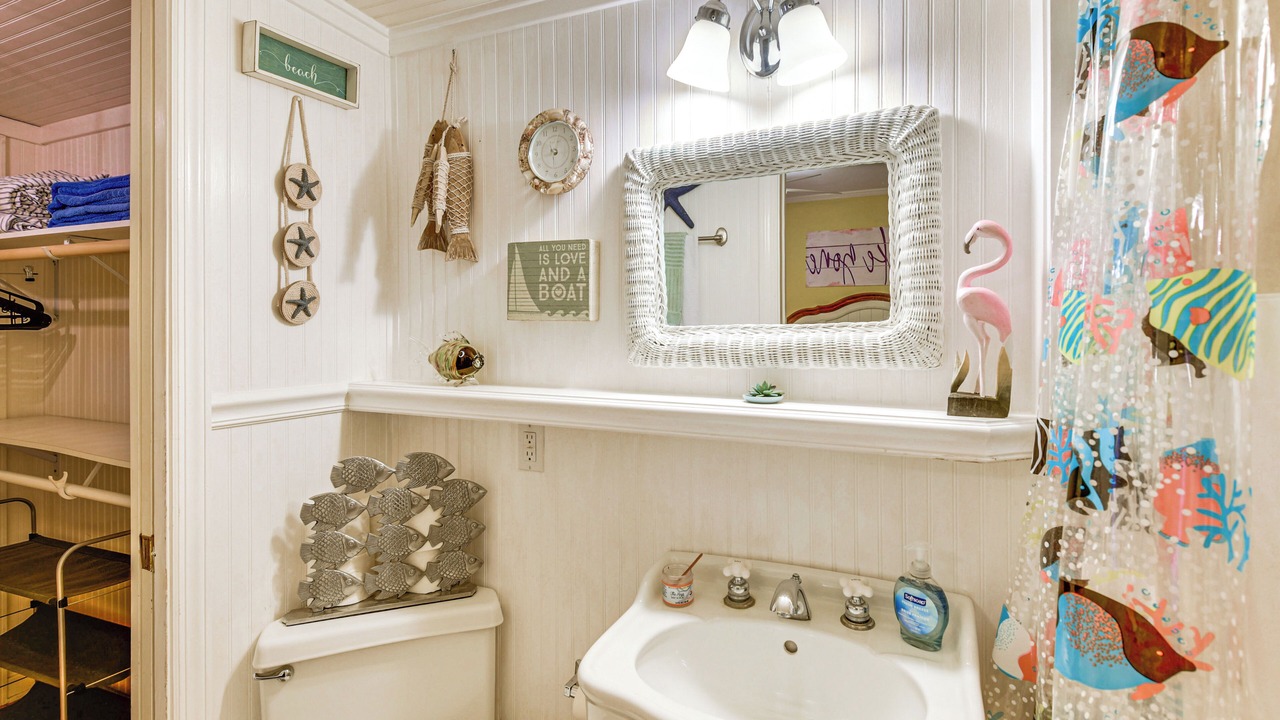 Photo of Bathroom in Astor