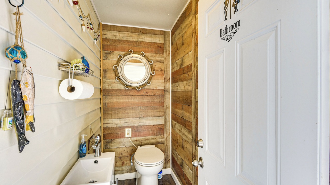 Photo of Bathroom in Astor