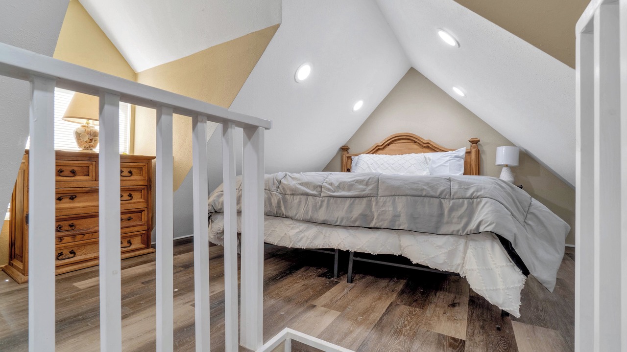 Photo of Bedroom in East Pensacola Heights