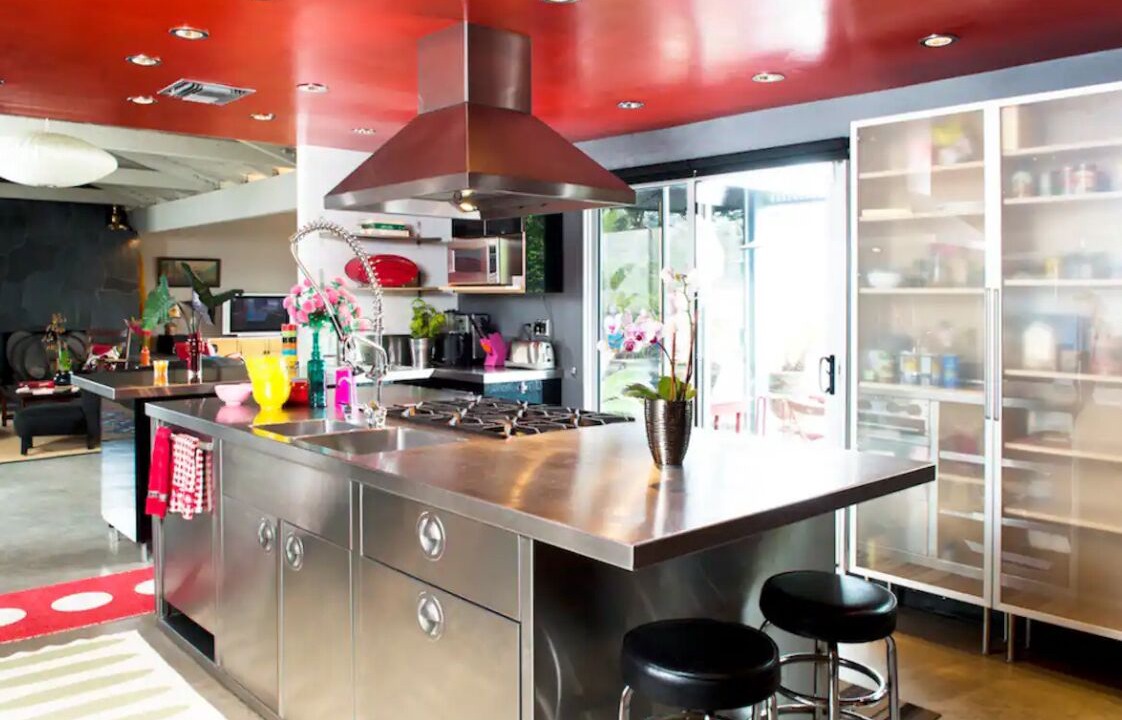 Photo of Kitchen in Hollywood Hills