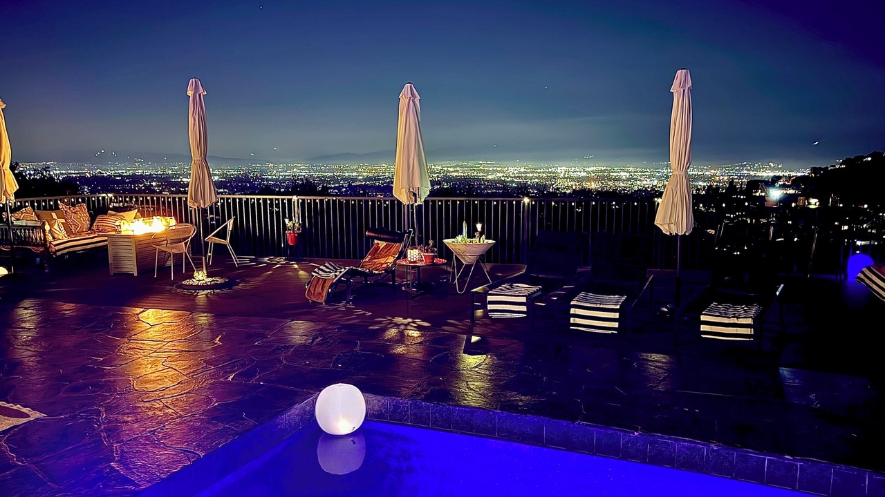 Photo of Outdoor in Hollywood Hills