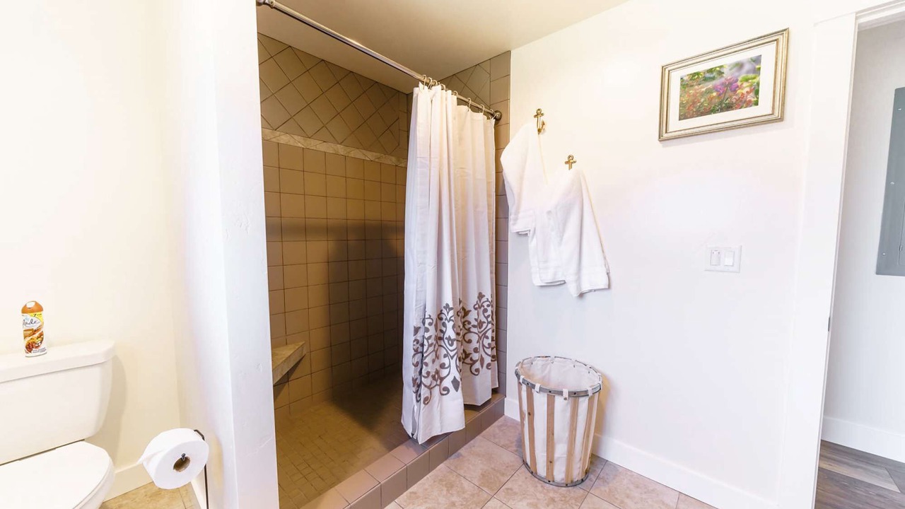 Photo of Bathroom in Crescent City North
