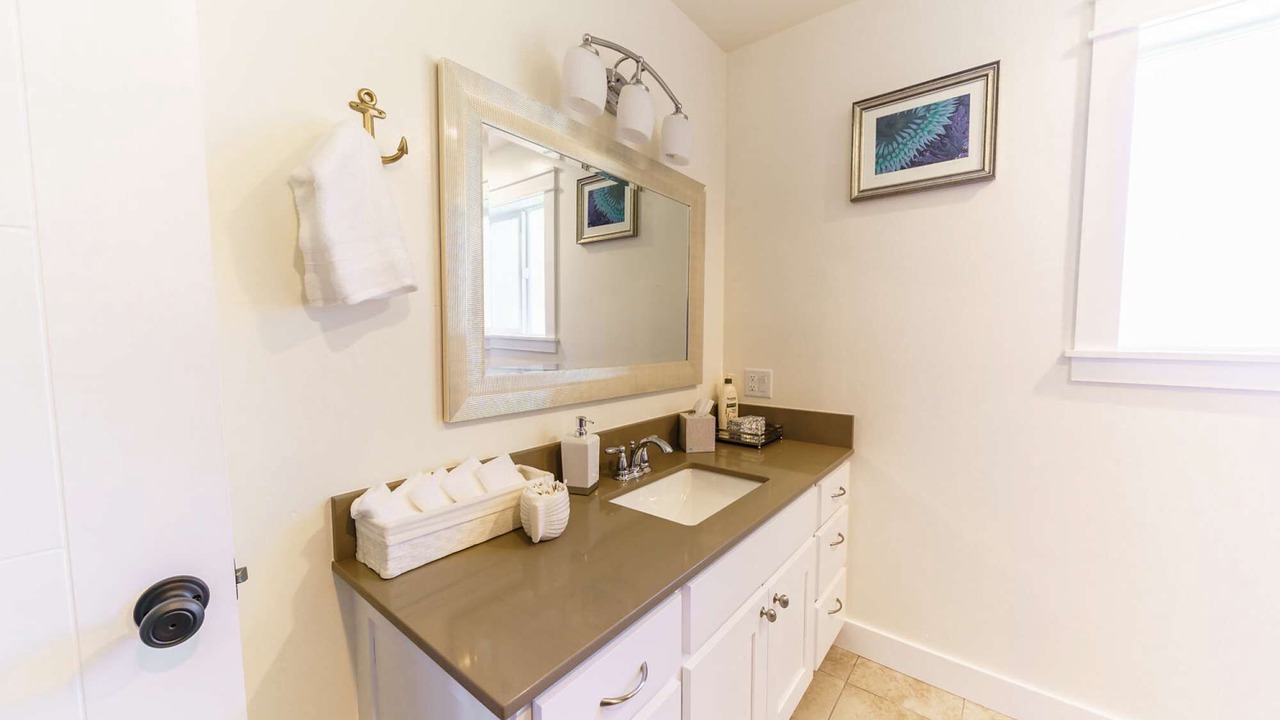 Photo of Bathroom in Crescent City North