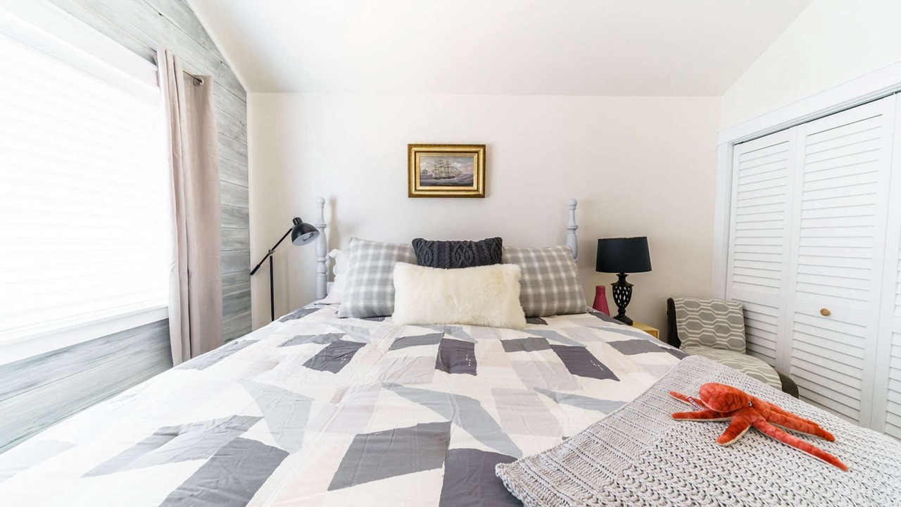 Photo of Bedroom in Crescent City North