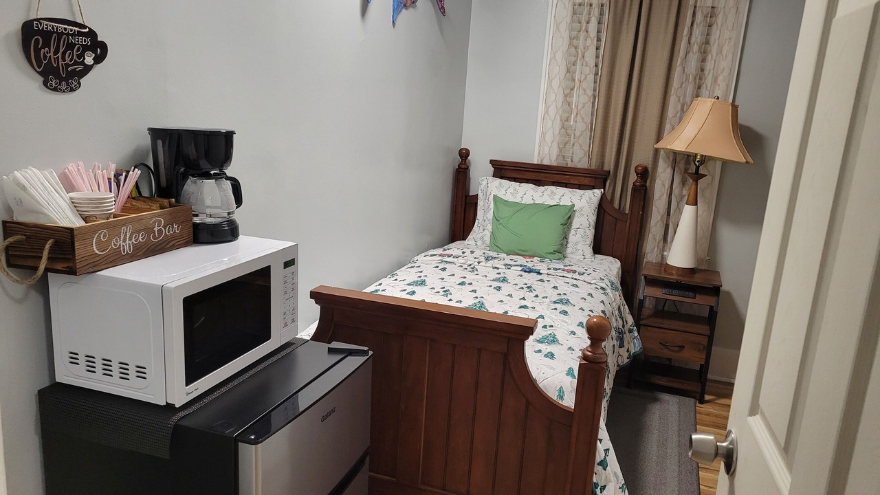 Photo of Bedroom in Roselle