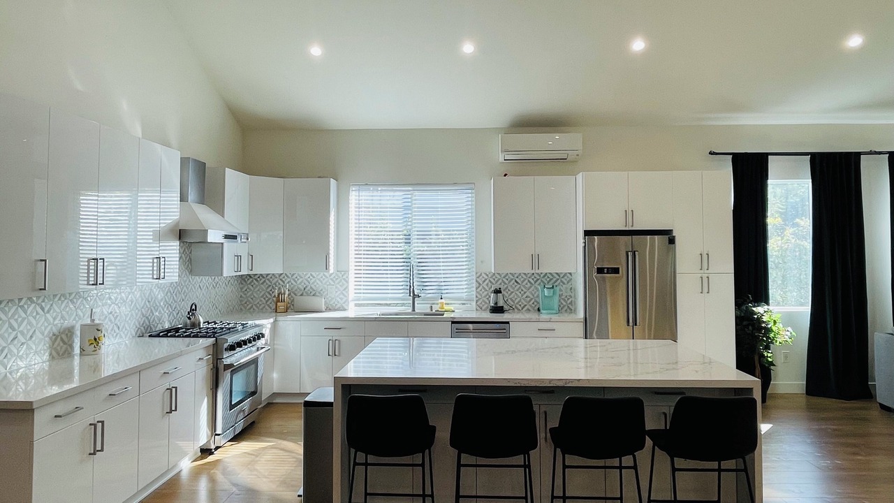 Photo of Kitchen in Encino