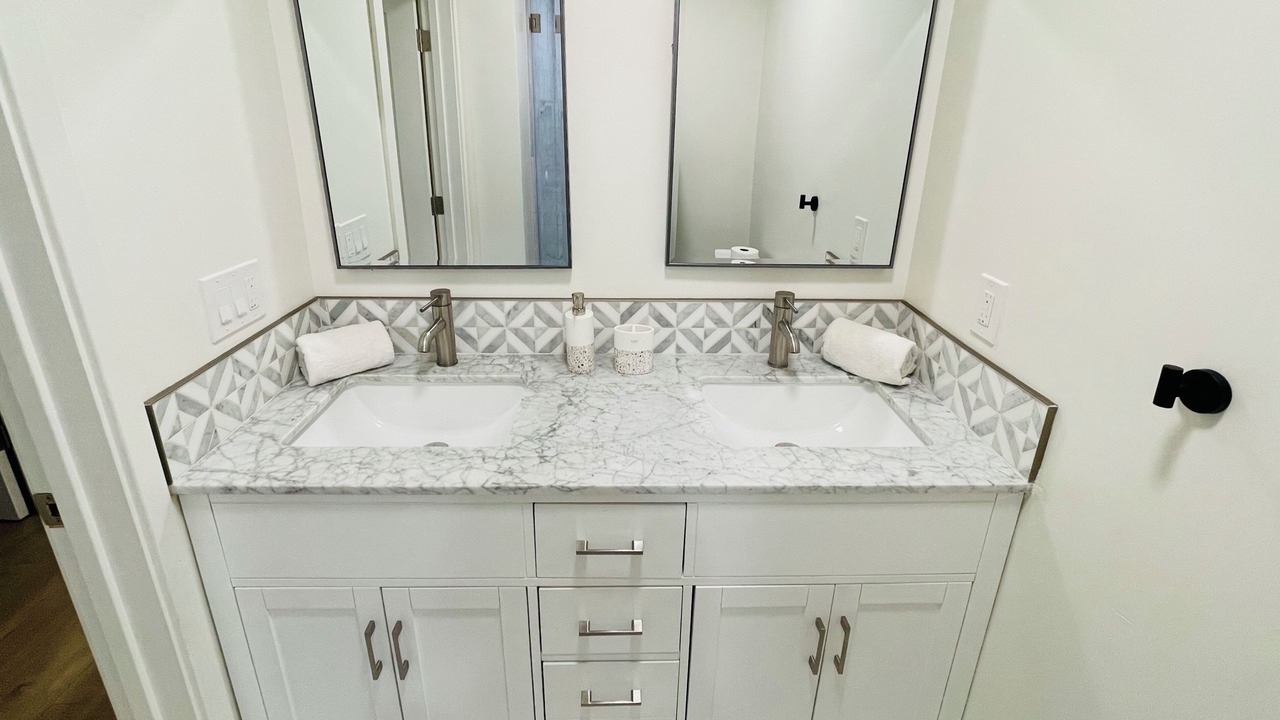 Photo of Bathroom in Encino
