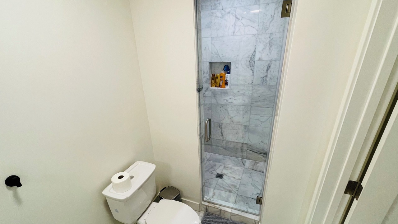 Photo of Bathroom in Encino
