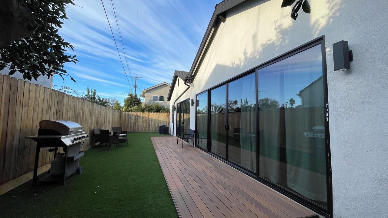 Photo of Outdoor in Encino