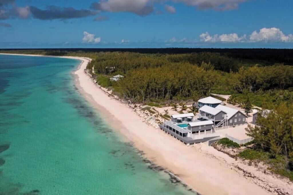 Photo of Others in Bahama Palm Shores