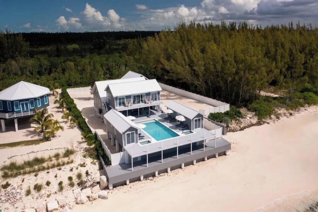 Photo of Outdoor in Bahama Palm Shores