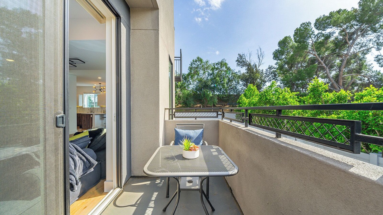 Photo of Outdoor in Valley Village