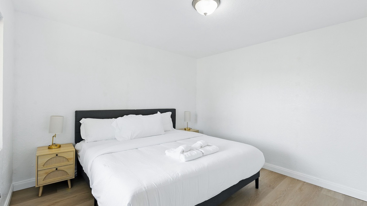 Photo of Bedroom in Oakland