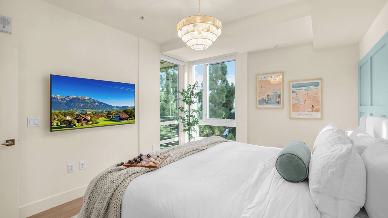 Photo of Bedroom in Costa Mesa