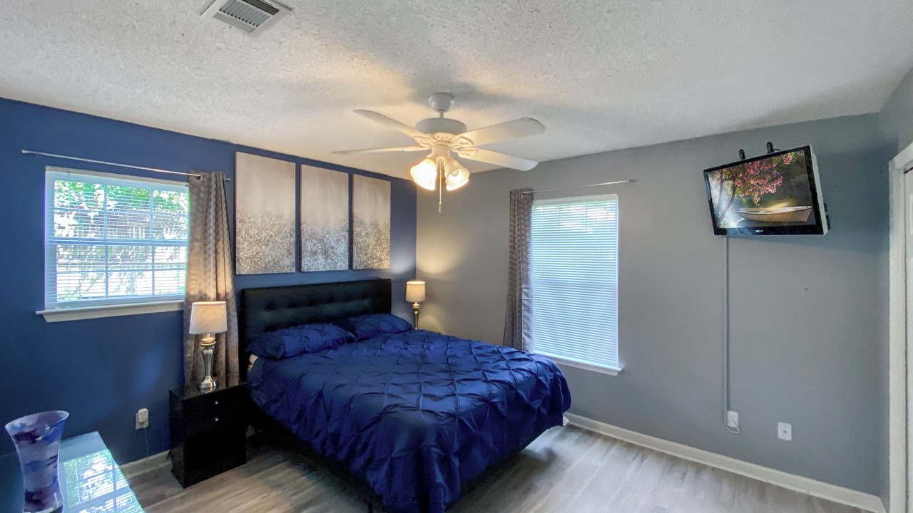 Photo of Bedroom in Brent