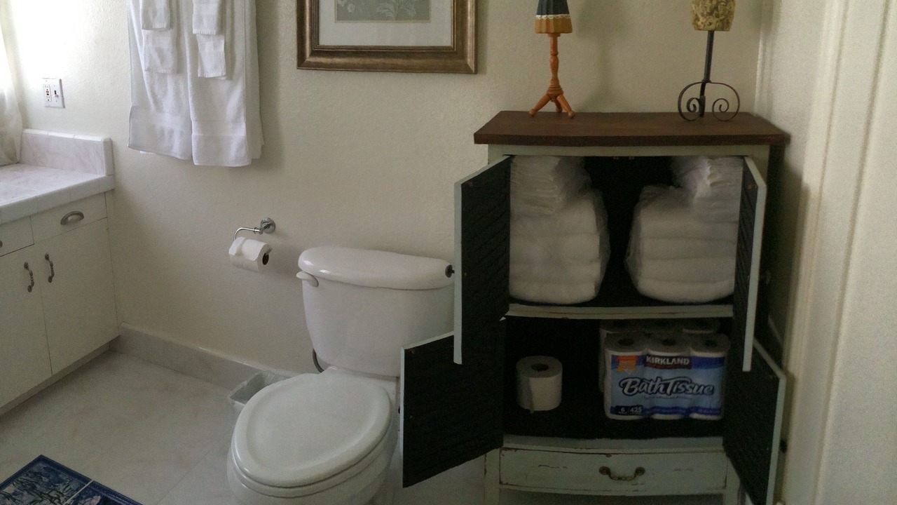 Photo of Bathroom in West Los Angeles
