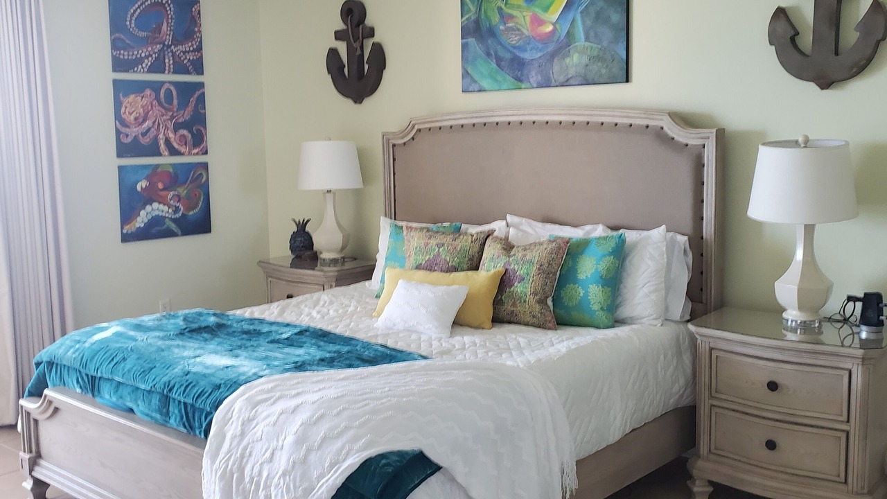 Photo of Bedroom in Orange Beach East