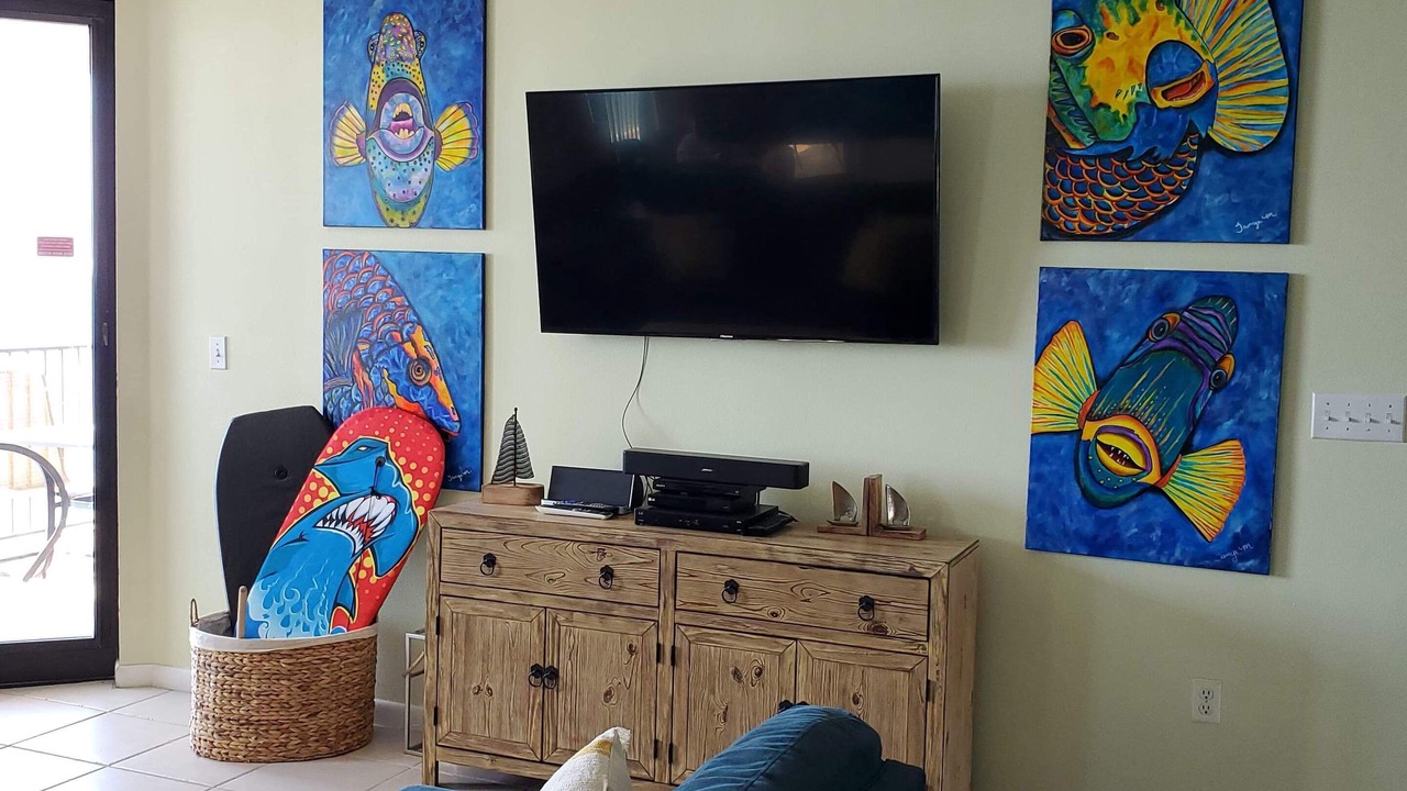 Photo of Livingroom in Orange Beach East