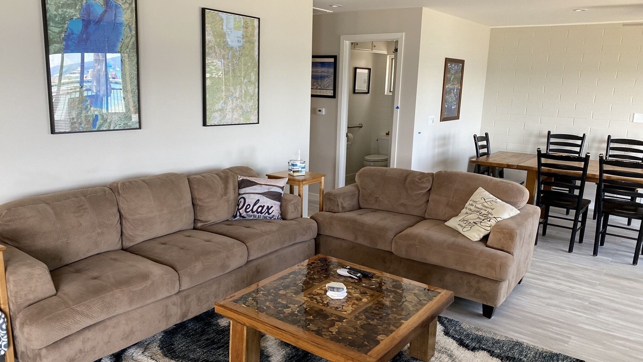 Photo of Livingroom in Camp Richardson
