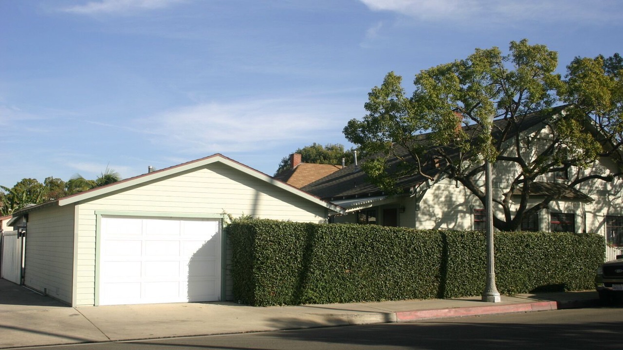 Photo of Bedroom in Anaheim Colony Historic District