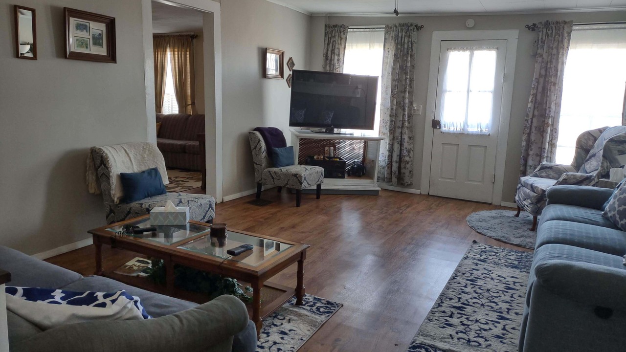 Photo of Livingroom in Ripley
