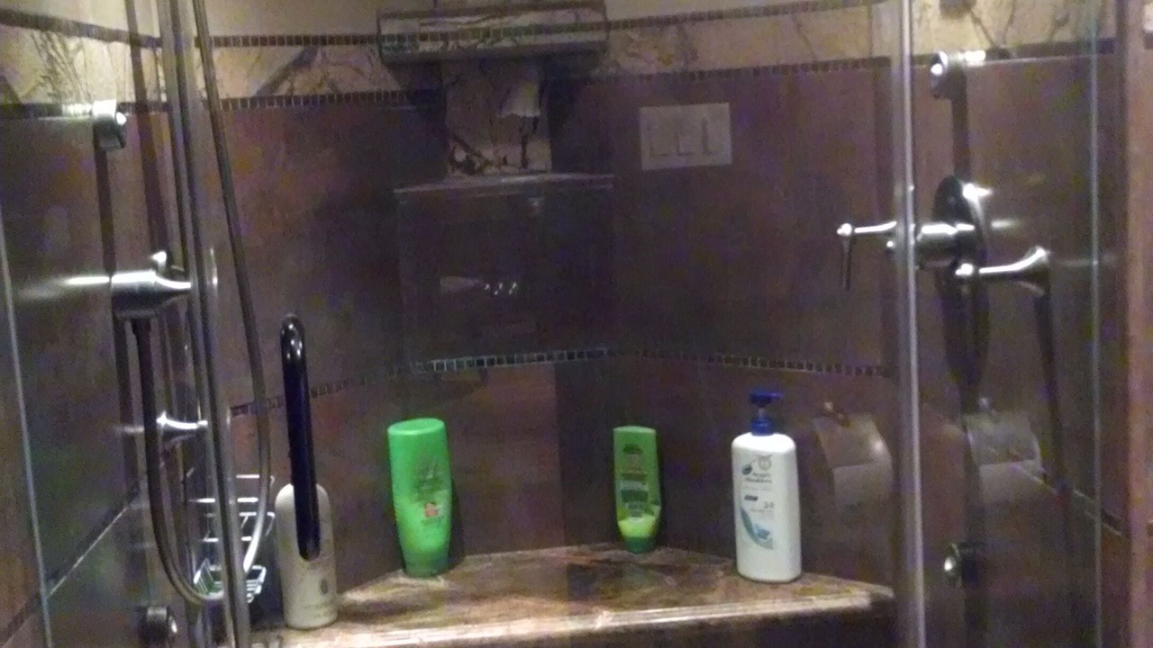 Photo of Bathroom in Merced Manor