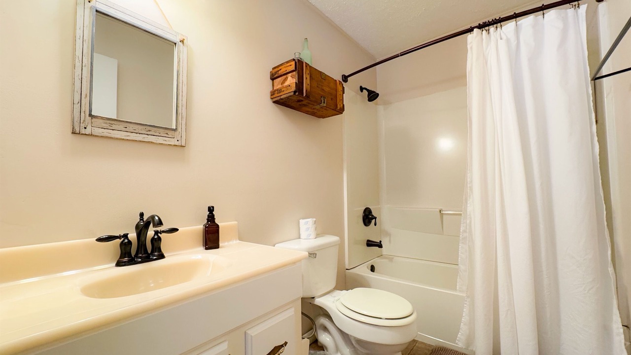 Photo of Bathroom in Whittier