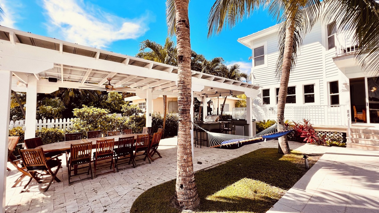 Photo of Outdoor in Northeast Miami