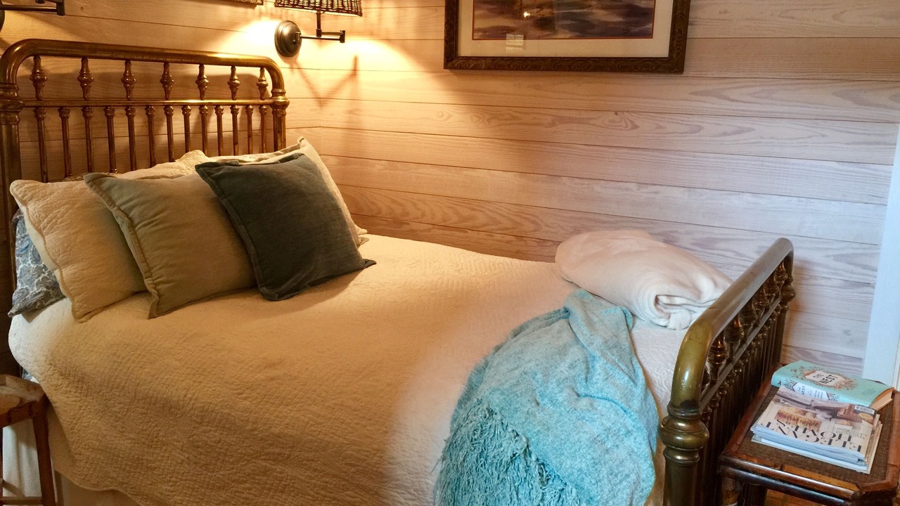 Photo of Bedroom in Long Beach