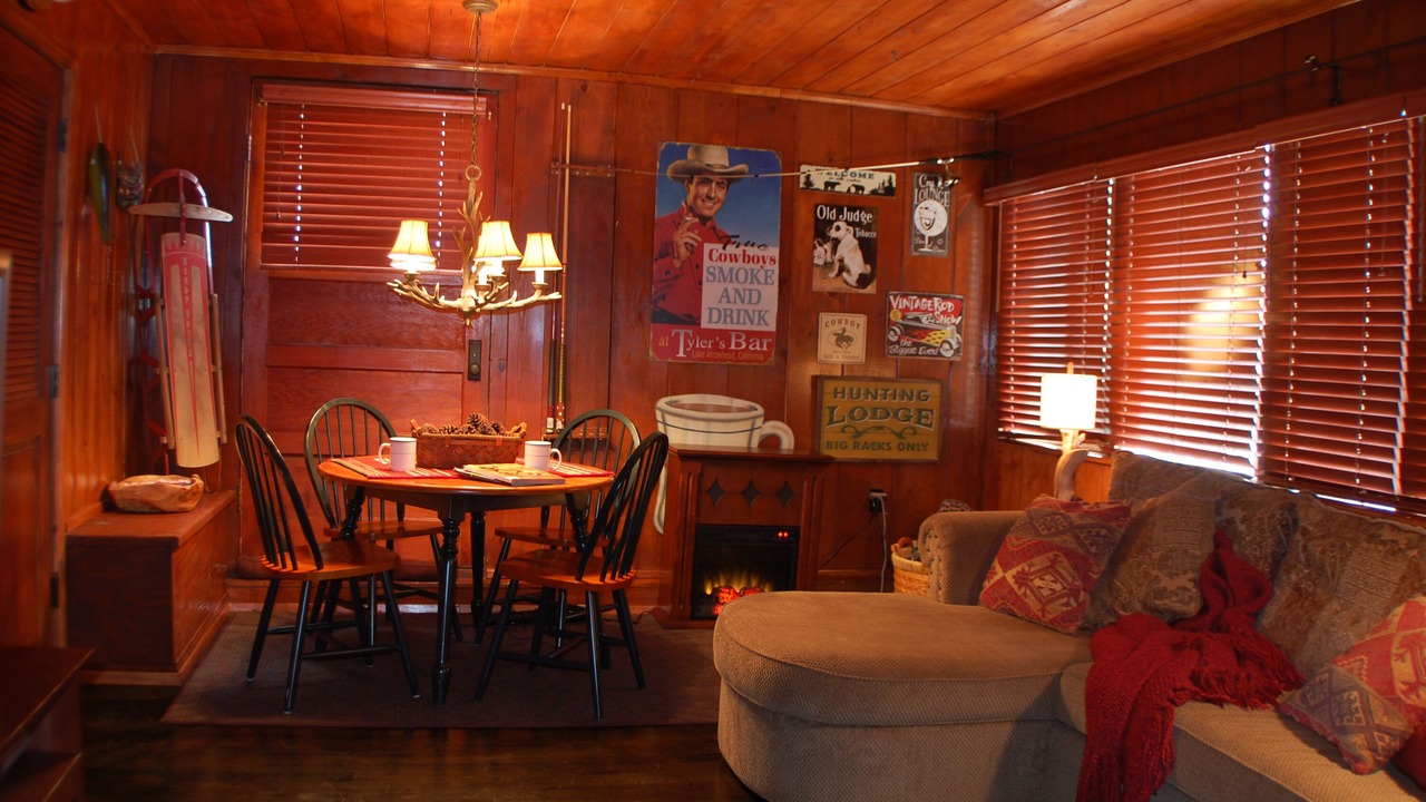 Photo of Bedroom in Cedar Glen