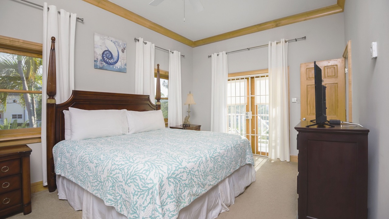 Photo of Bedroom in Nassau
