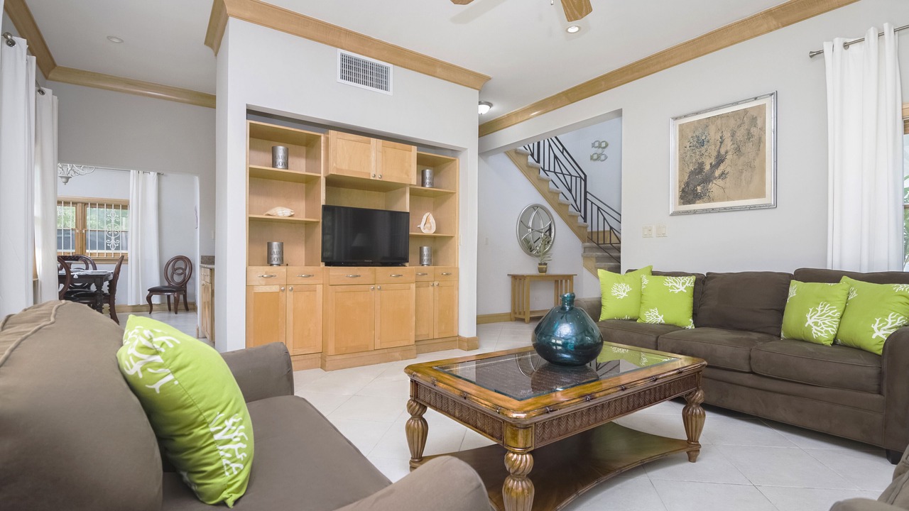 Photo of Livingroom in Nassau